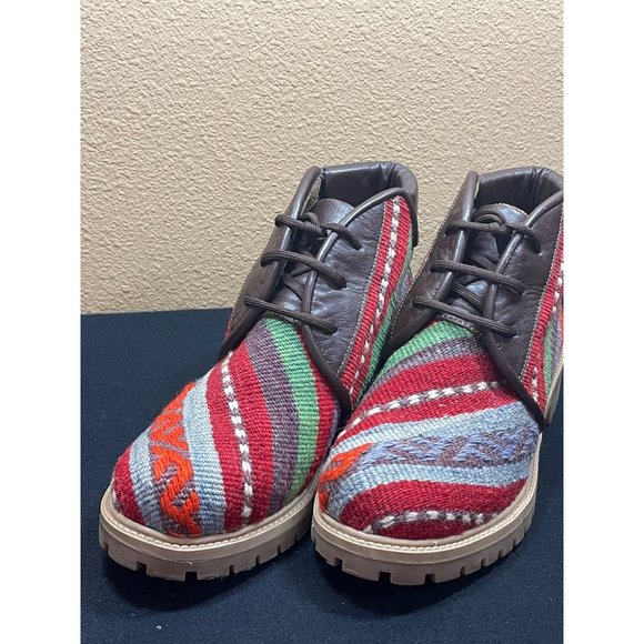 Vintage Handmade Turkish Rug Carpet Boots Wool Rug Shoes Boots Booties Size 39 - Picture 2 of 9